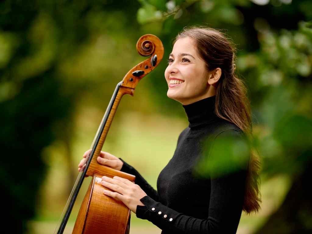ITW: The history of the cello and performing techniques with Annabel&nbsp;Hauk
